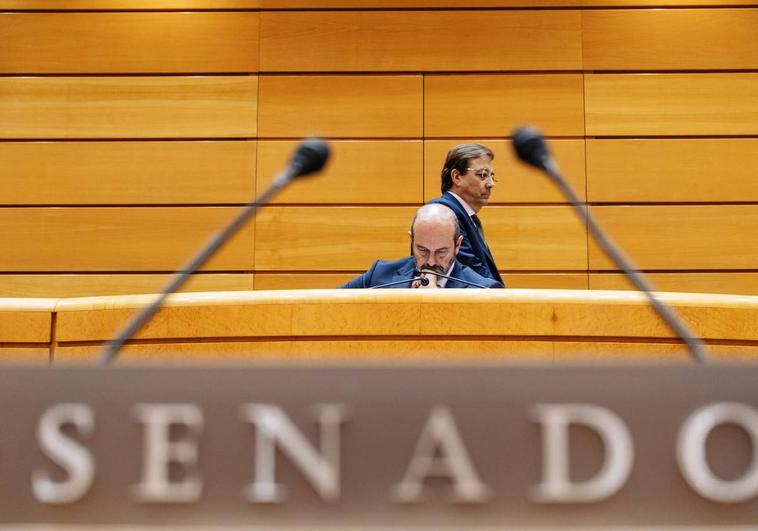 Pedro Rollán, presidente del Senado, durante el pleno de este martes