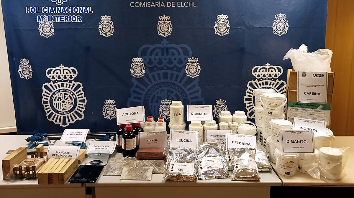 Imagen de las sustancias incautadas a la banda criminal en su laboratorio