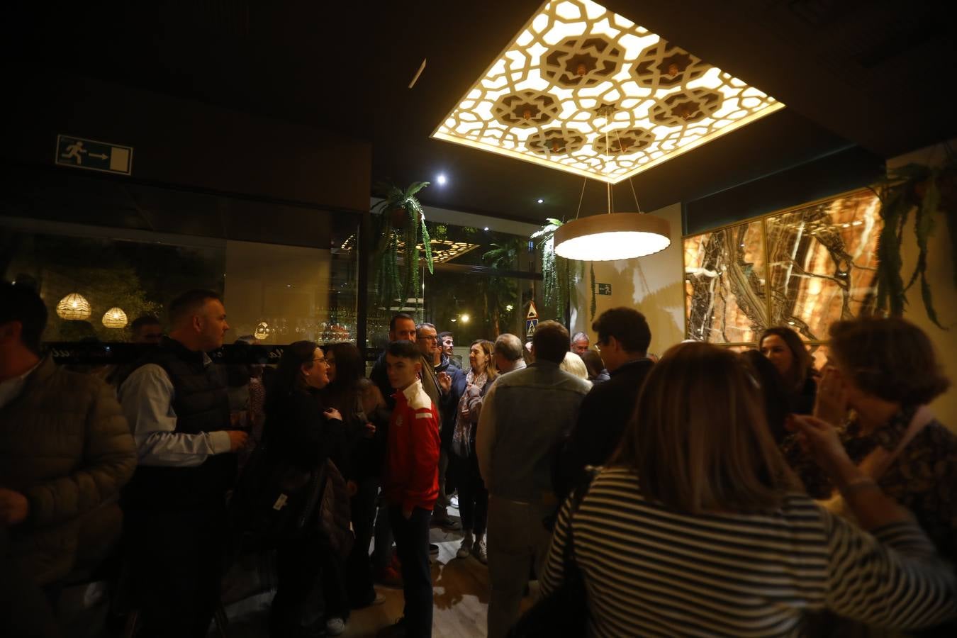 La esperada inauguración de la nueva Taberna la Bodeguilla, en imágenes