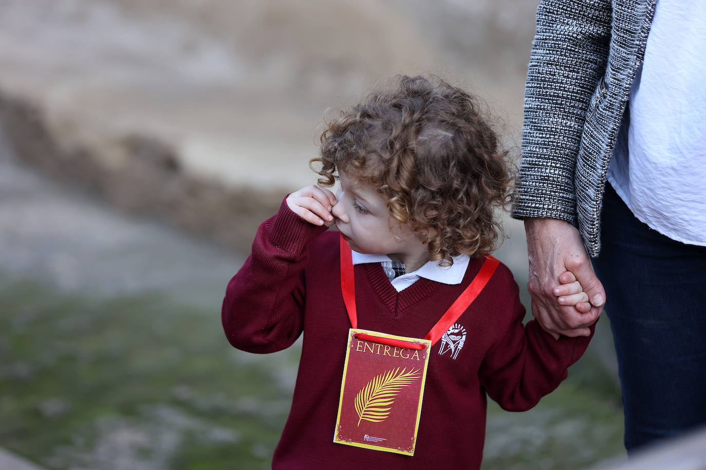 Fotos: la alegre procesión de San Acisclo y Santa Victoria por las calles de Córdoba