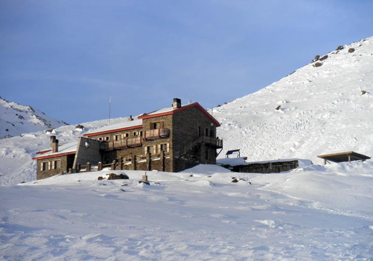Imagen del Refugio de Poqueira, en Sierra Nevada