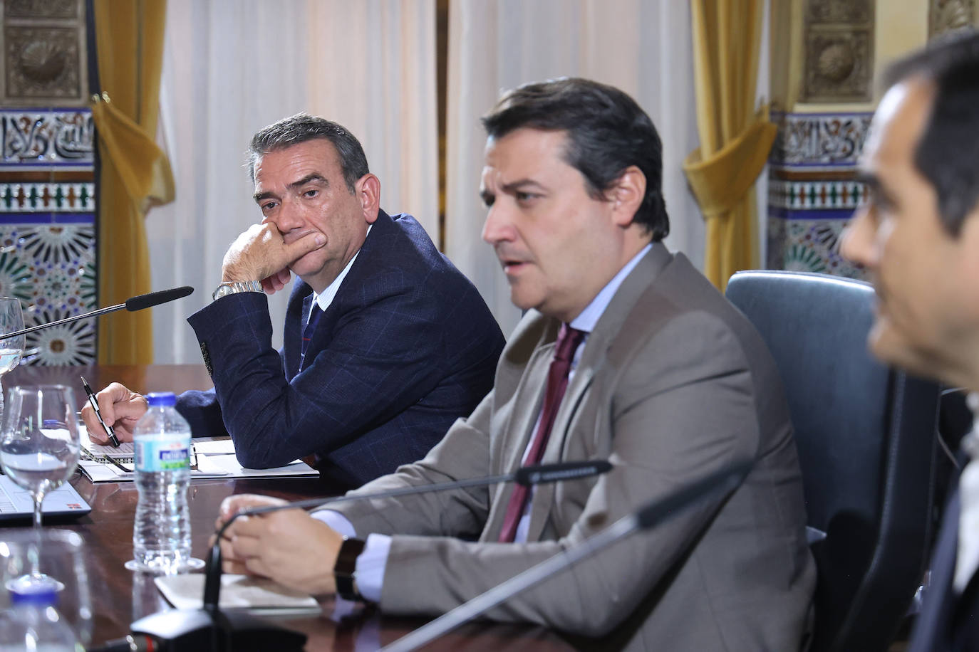 El foro del PP de Córdoba sobre la ley de amnistía, en fotos