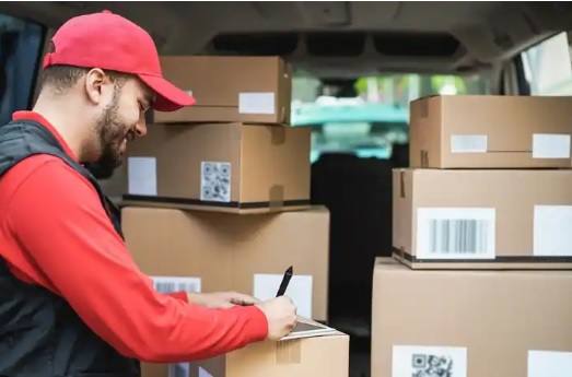 Un repartidor en una imagen de archivo