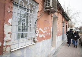 Madrid está a la espera del desalojo del último bajo okupado en Peironcely 10 para transformarlo en el centro Robert Capa