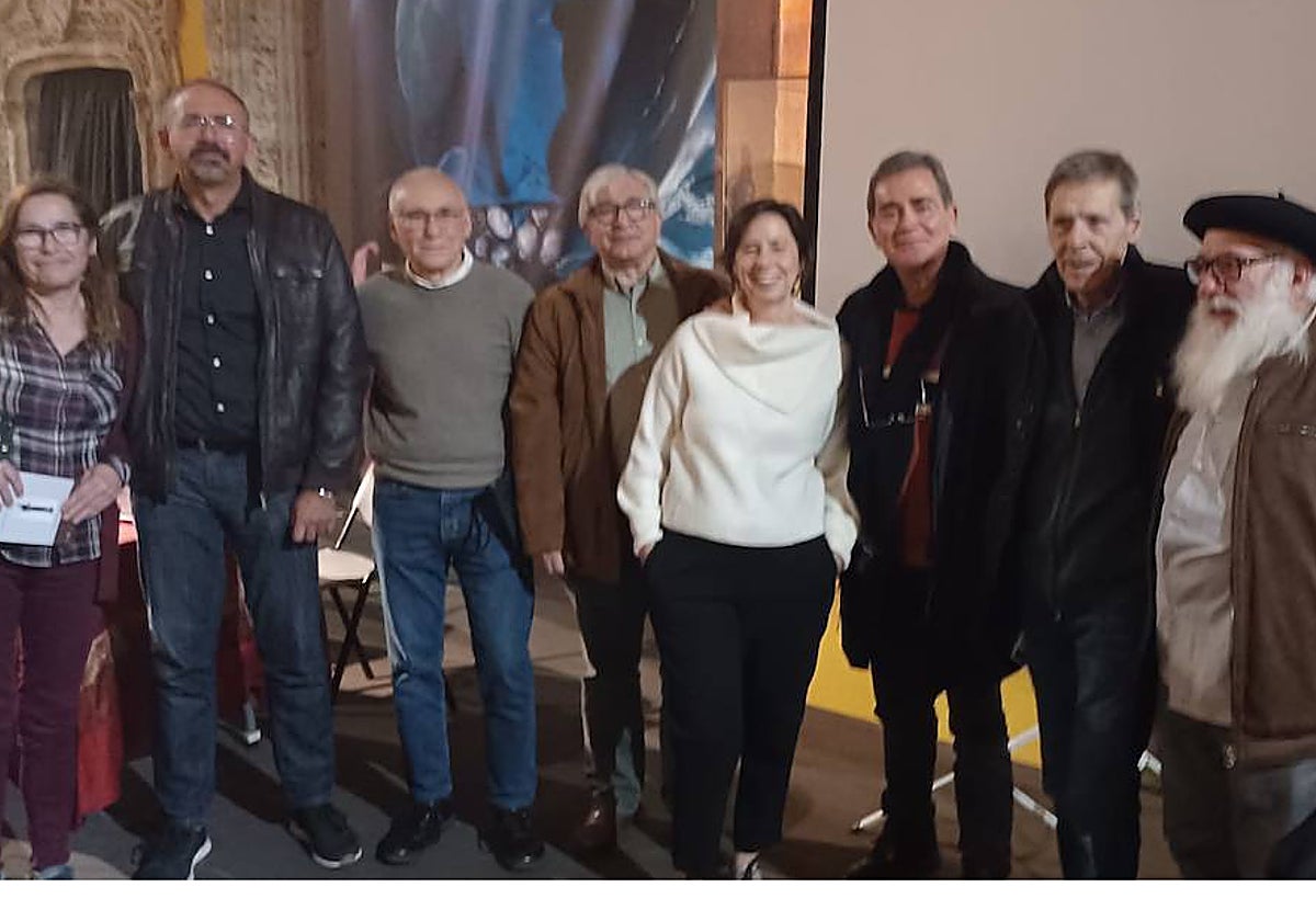 Los autores del libro, en la presentación celebrada en el Museo de Santa Cruz