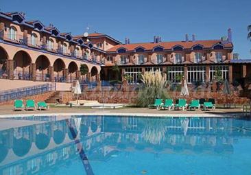 La Junta licita la gestión de su hotel cuatro estrellas en Cabra por 2.300 euros al mes durante un año