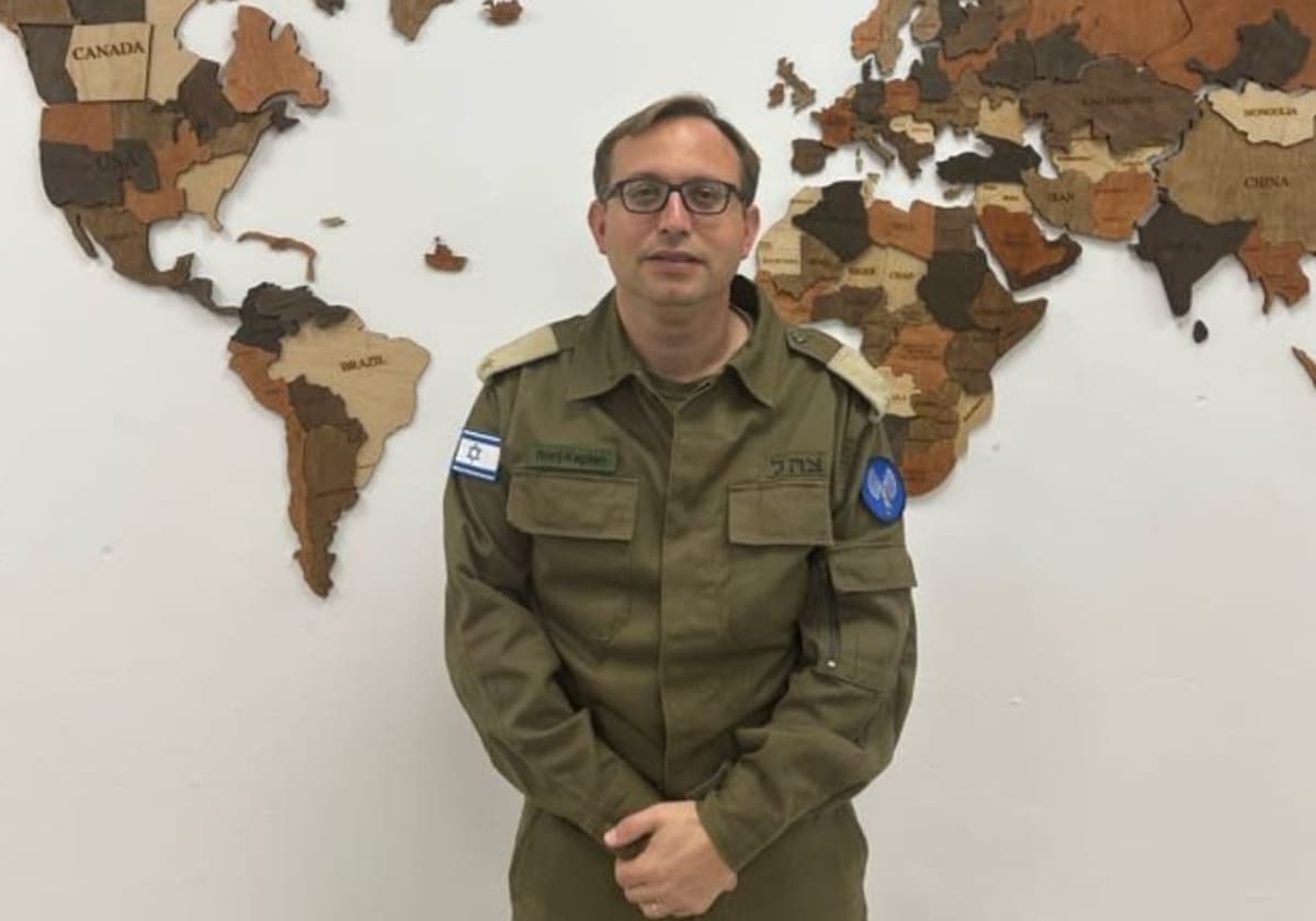El portavoz de las Fuerzas de Defensa de Israel (FDI) Roni Kaplan