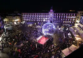 Un millón de luces brillan ya en Toledo por Navidad