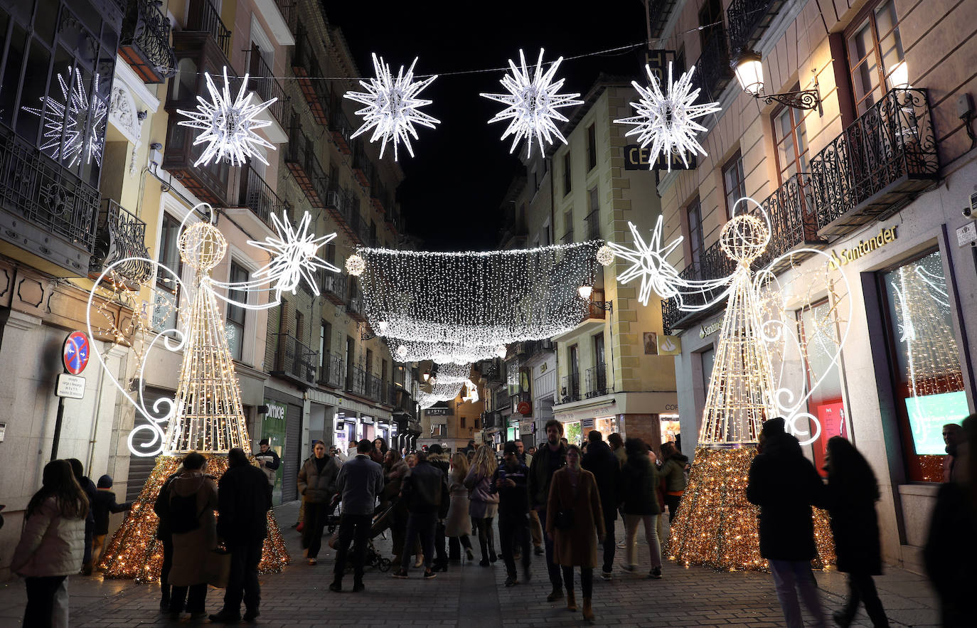 Así ha sido el encendido de luces de la Navidad en Toledo 2023