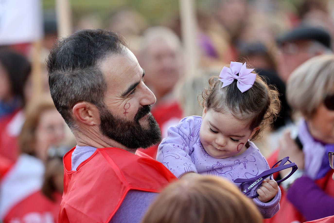 Fotos: la concurrida manifestación contra la violencia machista en Córdoba