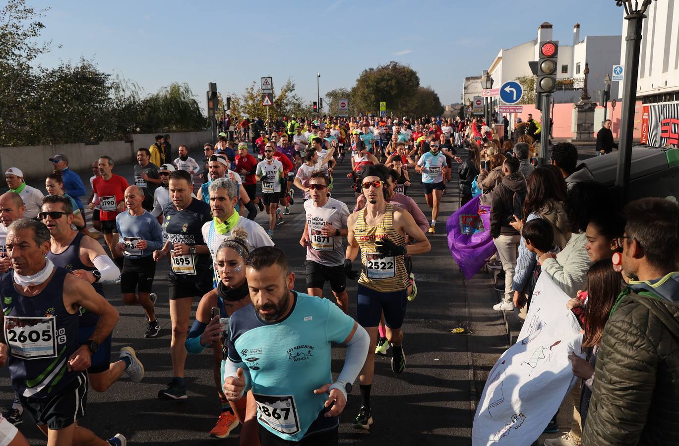 Fotos: la espectacular Media Maratón de Córdoba 2023