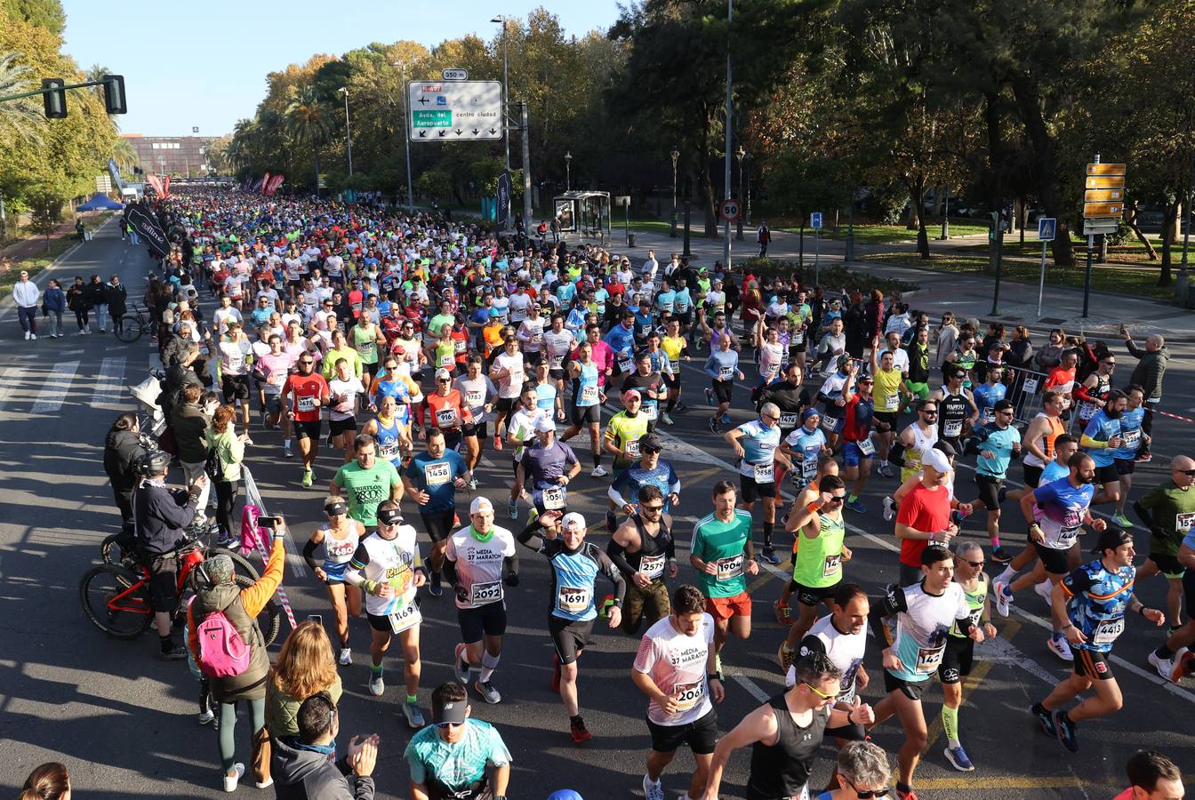 Fotos: la espectacular Media Maratón de Córdoba 2023