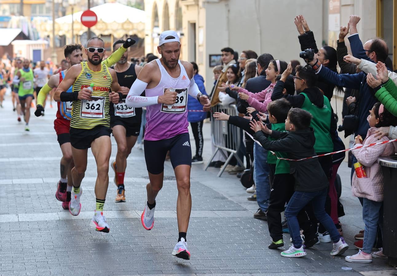 Fotos: la espectacular Media Maratón de Córdoba 2023