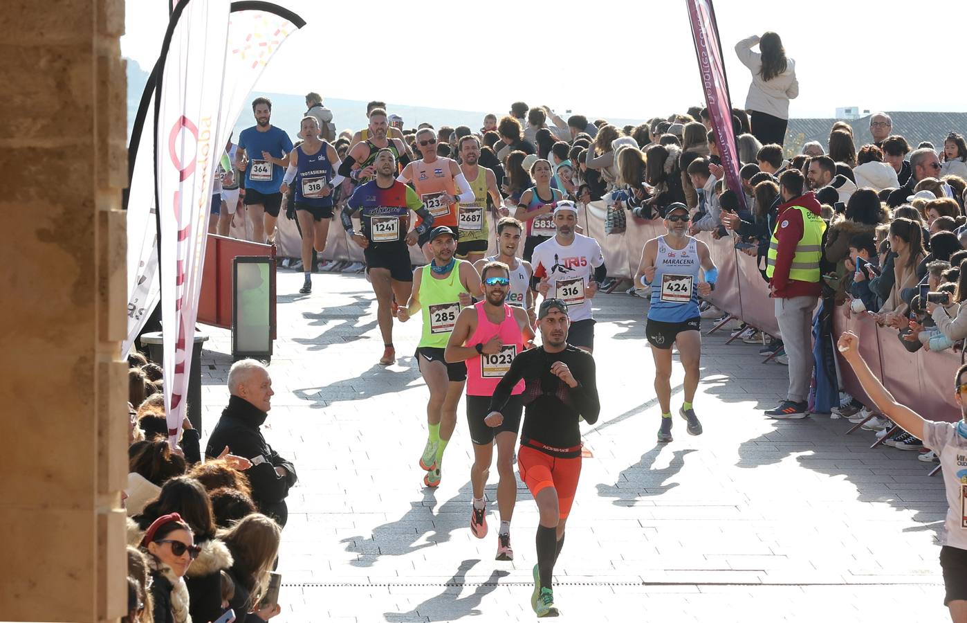 Fotos: la espectacular Media Maratón de Córdoba 2023