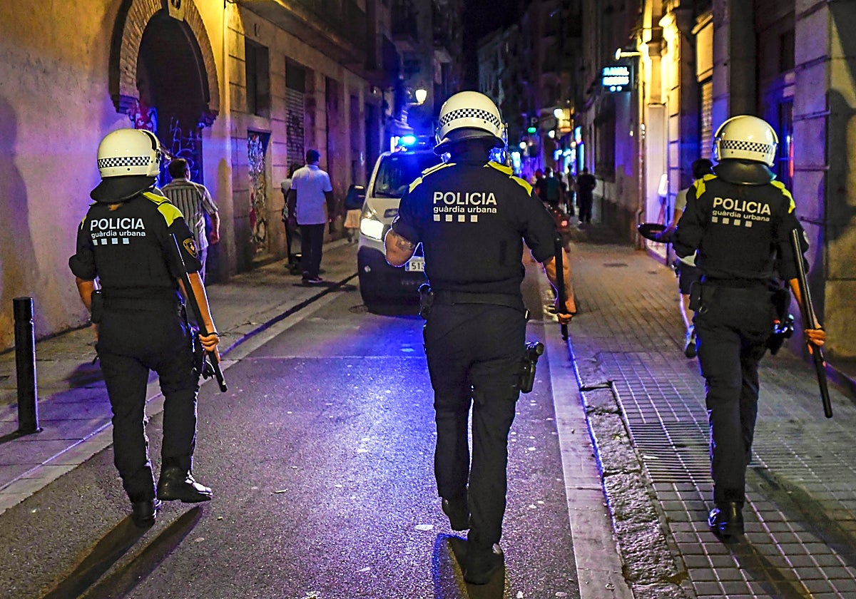 Policías de la Guàrdia Urbana de Barcelona en una foto de archivo
