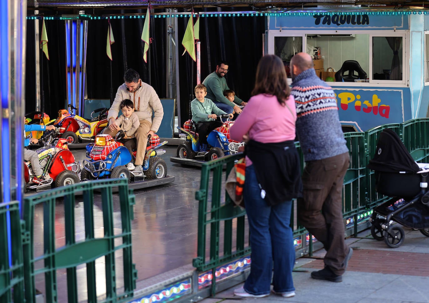 La diversión en el parque Chiquilandia de Córdoba, en imágenes