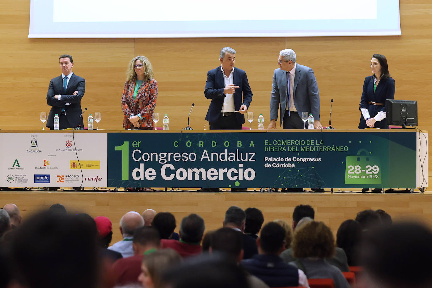 Fotos: comerciantes de toda Andalucía debaten en Córdoba su futuro