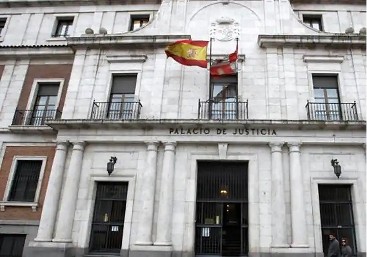 Exterior de la Audiencia de Valldolid