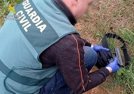 Detienen a un peligroso grupo de ladrones tras robar una pistola cargada en casa de un policía local