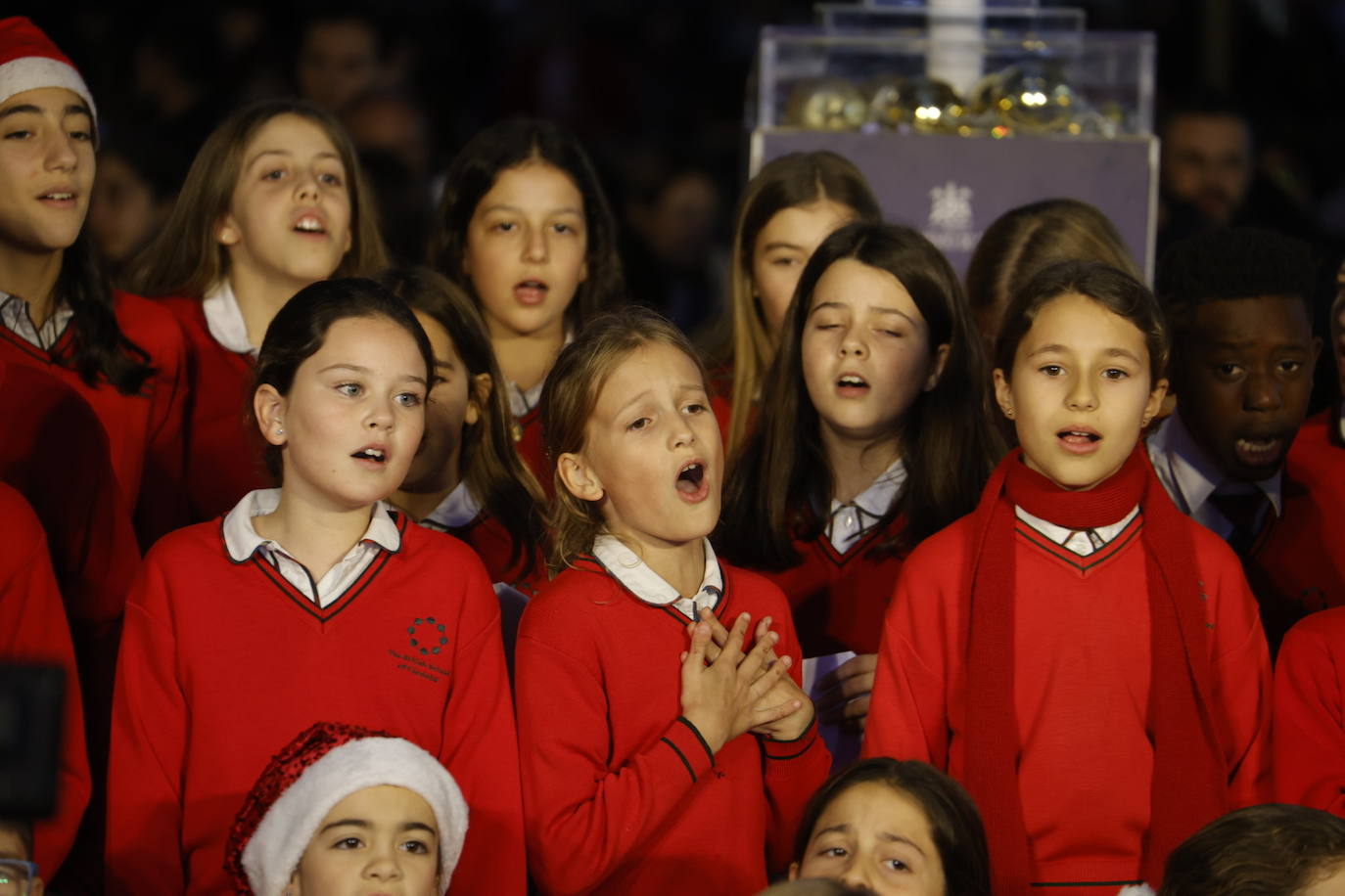 Fotos: el multitudinario encendido del alumbrado de Navidad en Córdoba