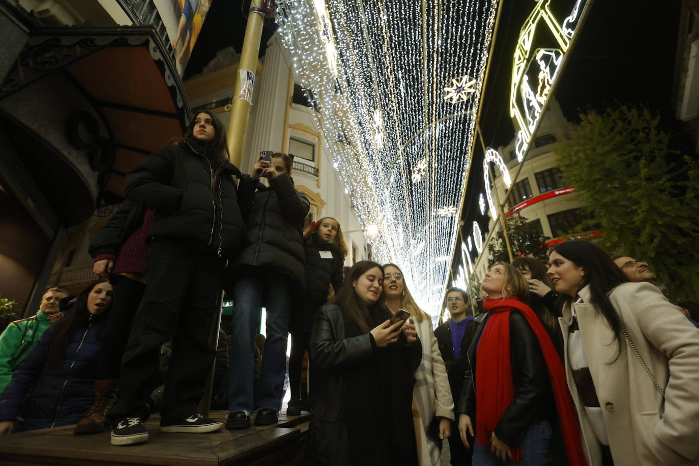 Fotos: el multitudinario encendido del alumbrado de Navidad en Córdoba