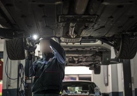 Cárcel para el dueño de un taller de coches por usar sin permiso una marca de aceites y lubricantes