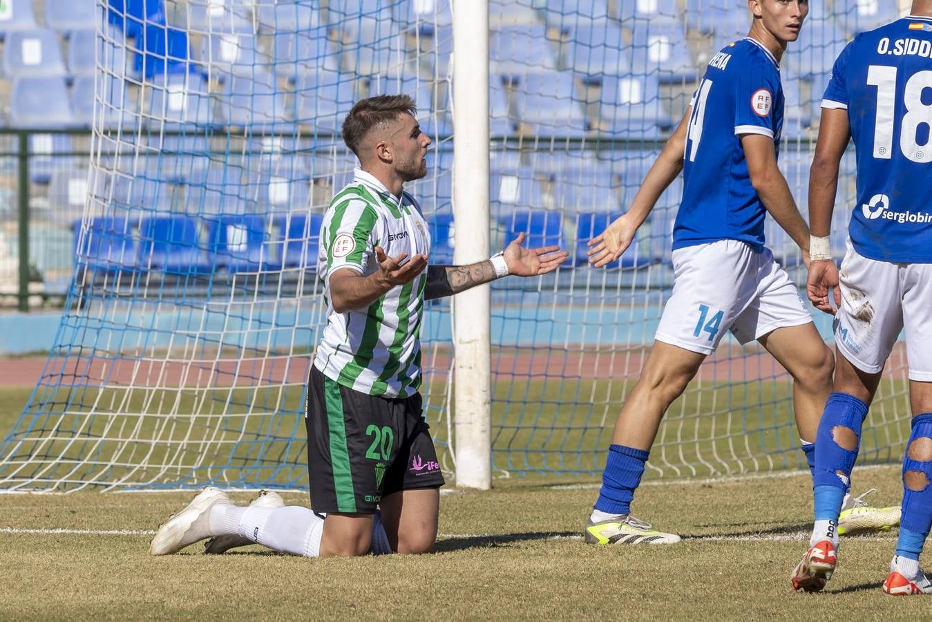 El Melilla-Córdoba CF y el gran susto con Gudelj, en imágenes