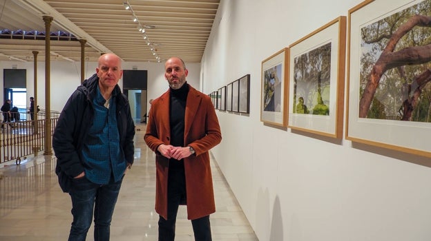 José M. Rodrigues, con el delegado de Cultura en el Teatro Cómico