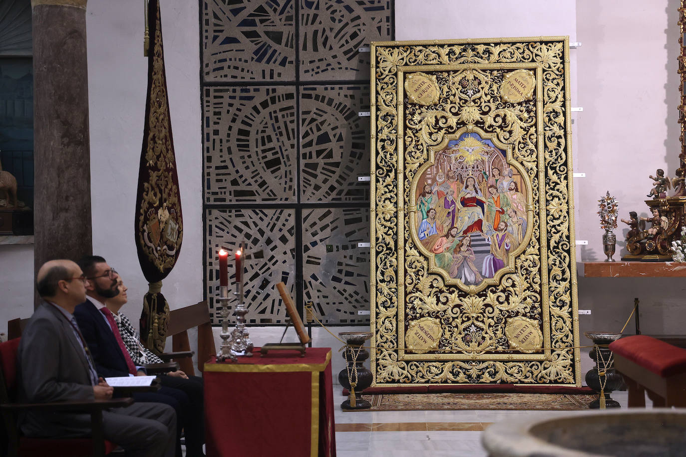 Fotos: La bendición del techo de palio de la Virgen del Dulce Nombre de Córdoba
