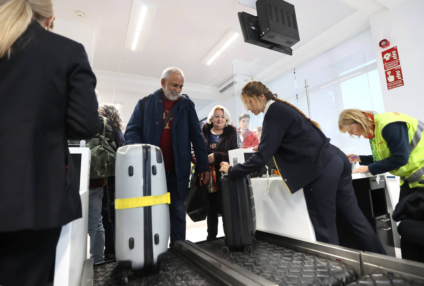 Fotos: el esperado primer vuelo comercial desde el aeropuerto de Córdoba