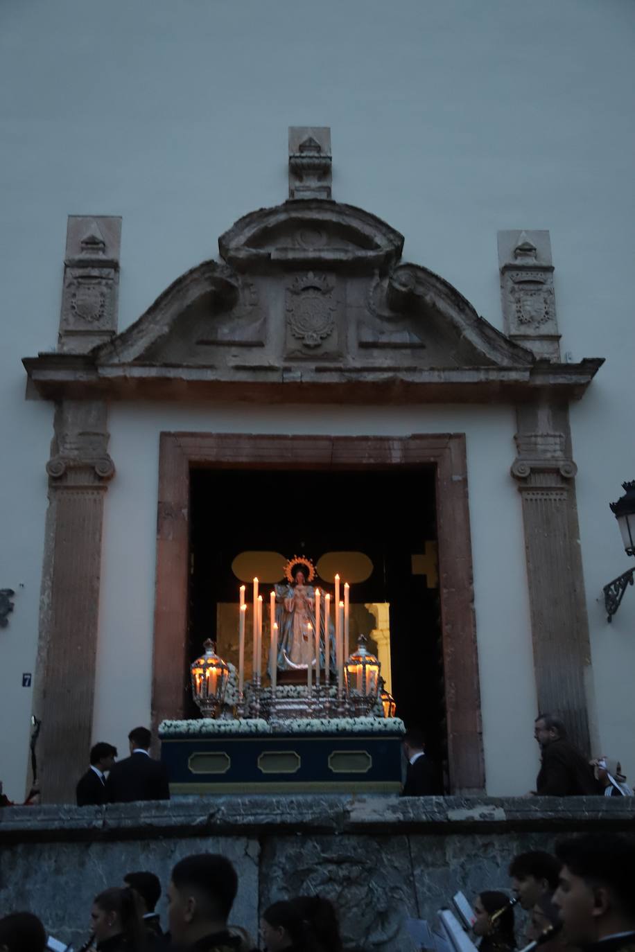 Fotos: la solemne procesión de la Inmaculada con los jóvenes de Córdoba
