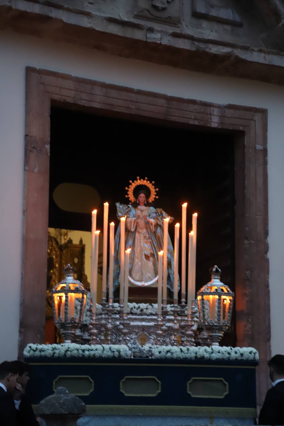 Fotos: la solemne procesión de la Inmaculada con los jóvenes de Córdoba