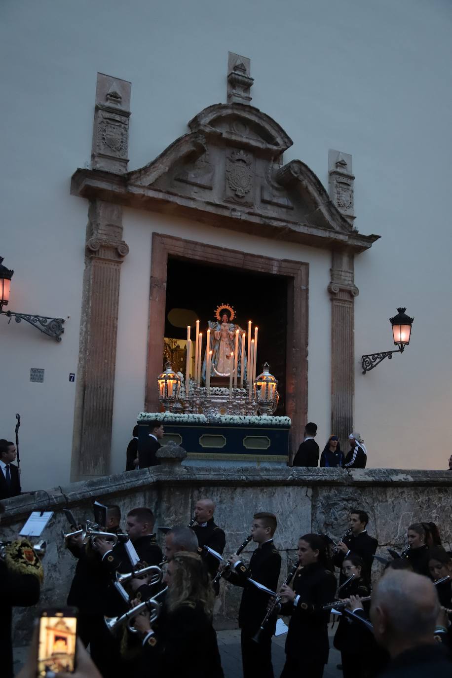 Fotos: la solemne procesión de la Inmaculada con los jóvenes de Córdoba