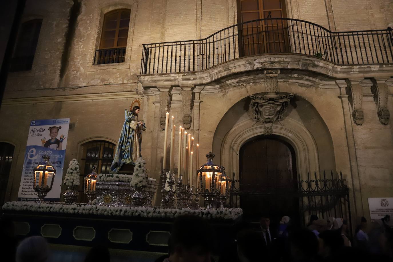 Fotos: la solemne procesión de la Inmaculada con los jóvenes de Córdoba
