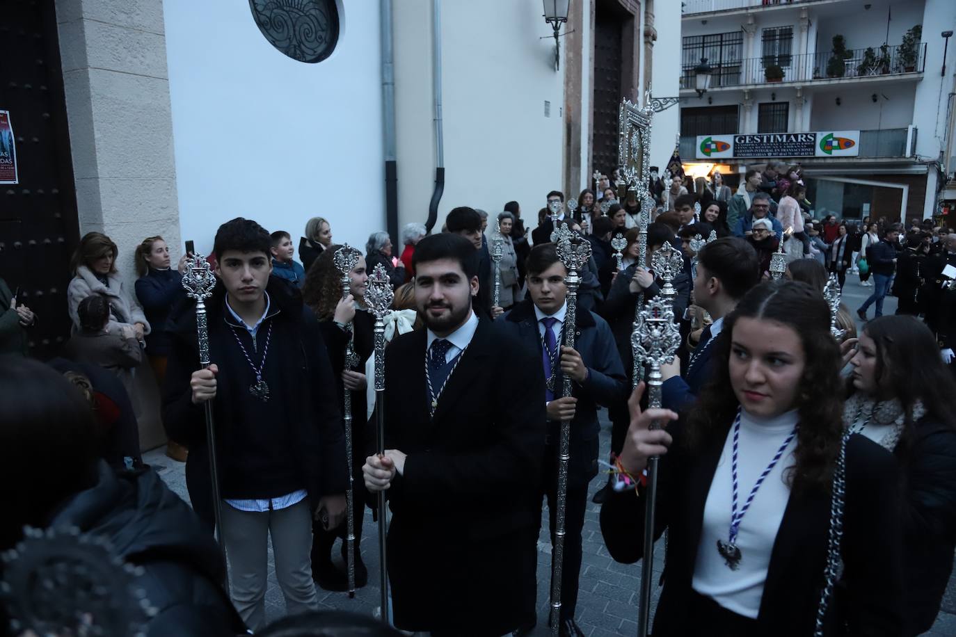 Fotos: la solemne procesión de la Inmaculada con los jóvenes de Córdoba