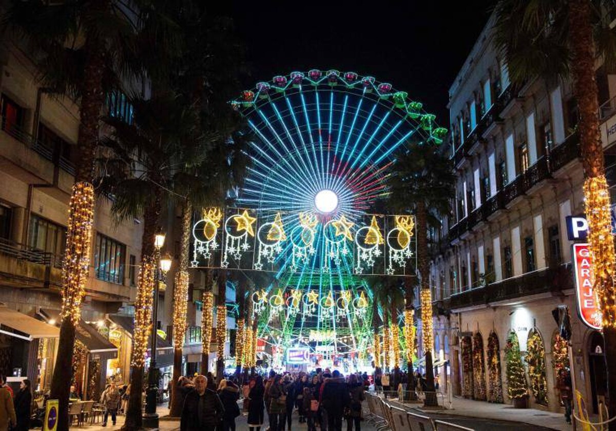 Alumbrado navideño en una calle de Vigo, esta semana