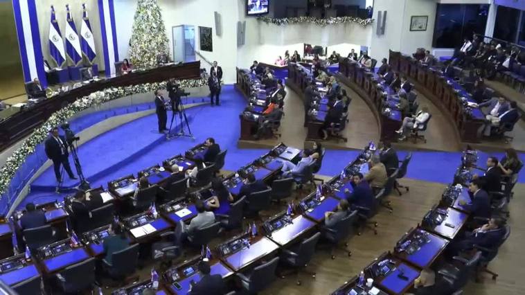 Bukele completa una semana sin apariciones públicas tras licencia para comicios en El Salvador