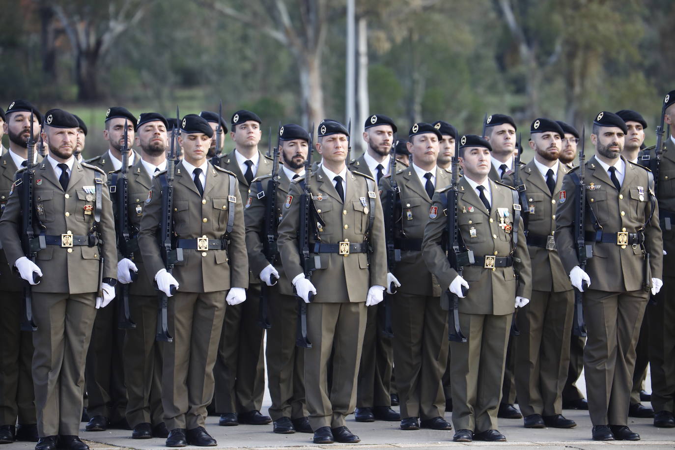 Fotos: La imponente parada militar de la Brigada &#039;Guzmán el Bueno X&#039; en Córdoba