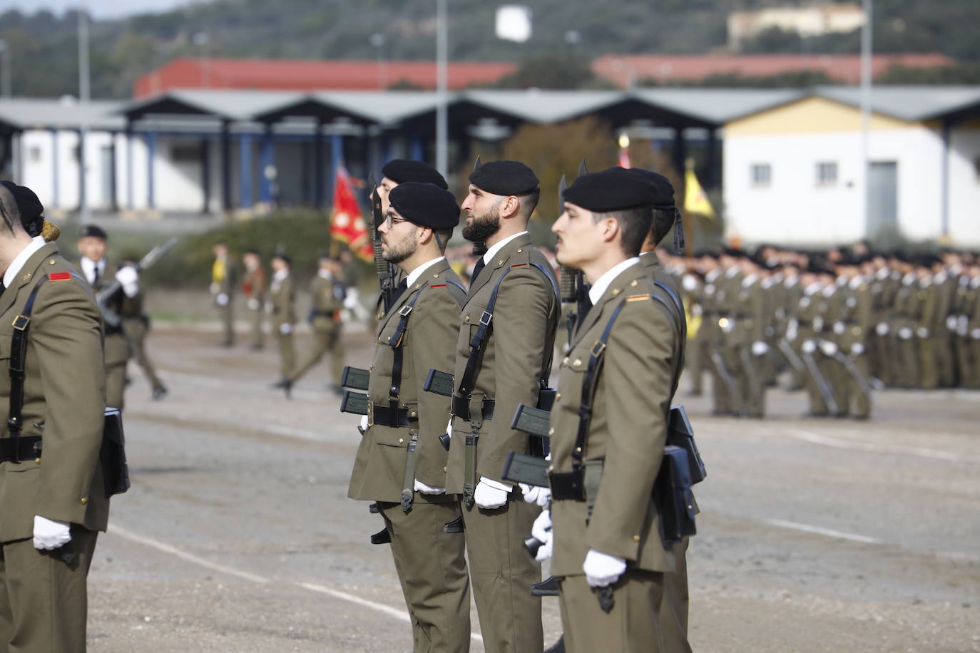 Fotos: La imponente parada militar de la Brigada &#039;Guzmán el Bueno X&#039; en Córdoba