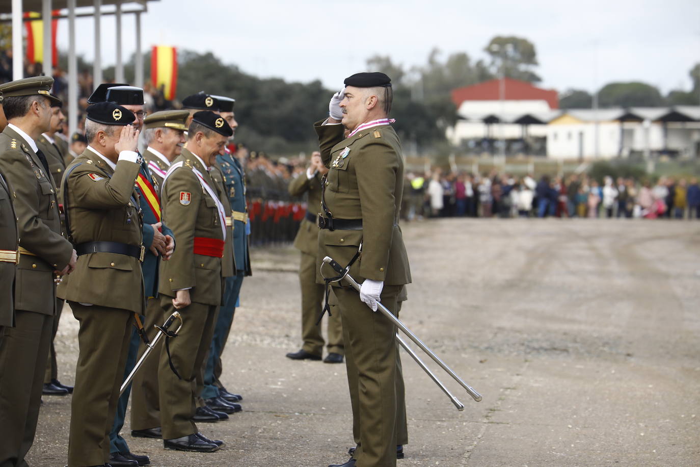 Fotos: La imponente parada militar de la Brigada &#039;Guzmán el Bueno X&#039; en Córdoba