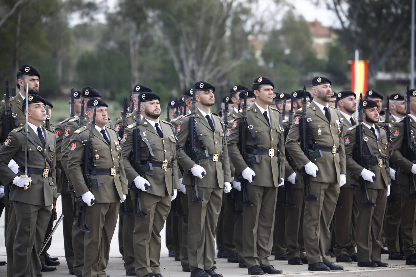 Fotos: La imponente parada militar de la Brigada &#039;Guzmán el Bueno X&#039; en Córdoba