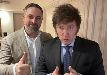 Santiago Abascal estrechó lazos con Javier Milei en su viaje a Buenos Aires de diciembre