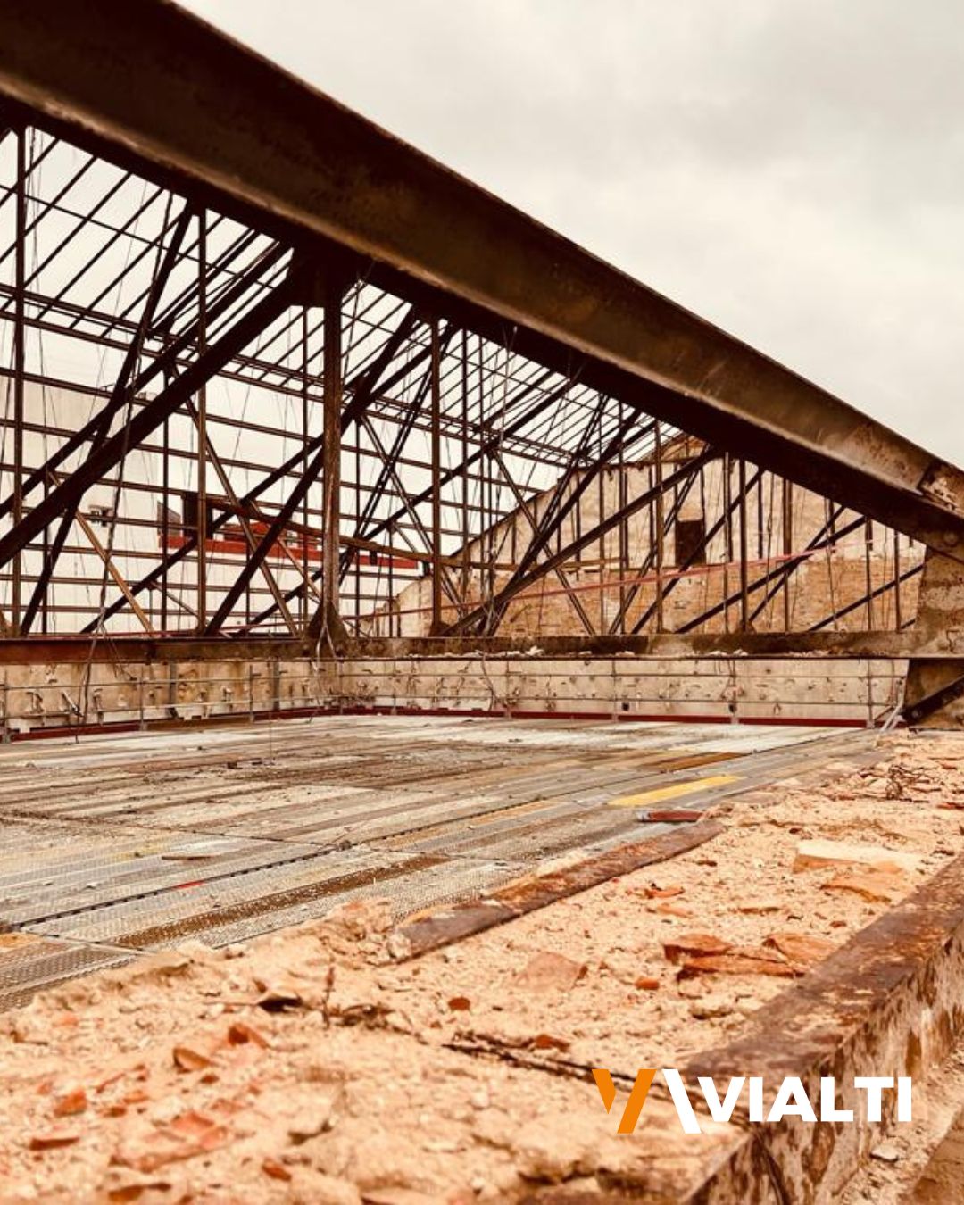 Imagen de la cubierta del Palacio del Cine, tomada en noviembre