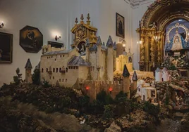 La Estrella dedica su belén al Alcázar de Segovia y a los molinos de vientos