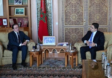 Marruecos retrasa abrir las aduanas en Ceuta y Melilla por «un problema técnico» pese a que Albares dice que «todo está listo»