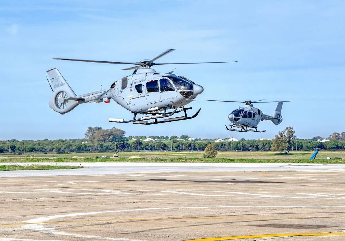 H135 de Airbus a su llegada a la base de Rota