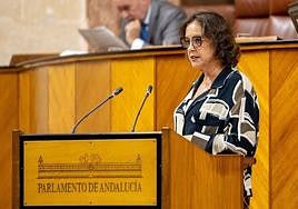 Junta de Andalucía y Ministerio abren una vía de diálogo para reducir el déficit de médicos