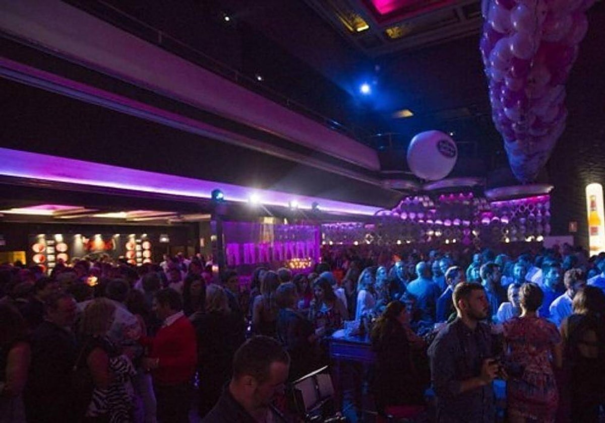 Salir de fiesta para celebrar el año nuevo es una obligación para muchos