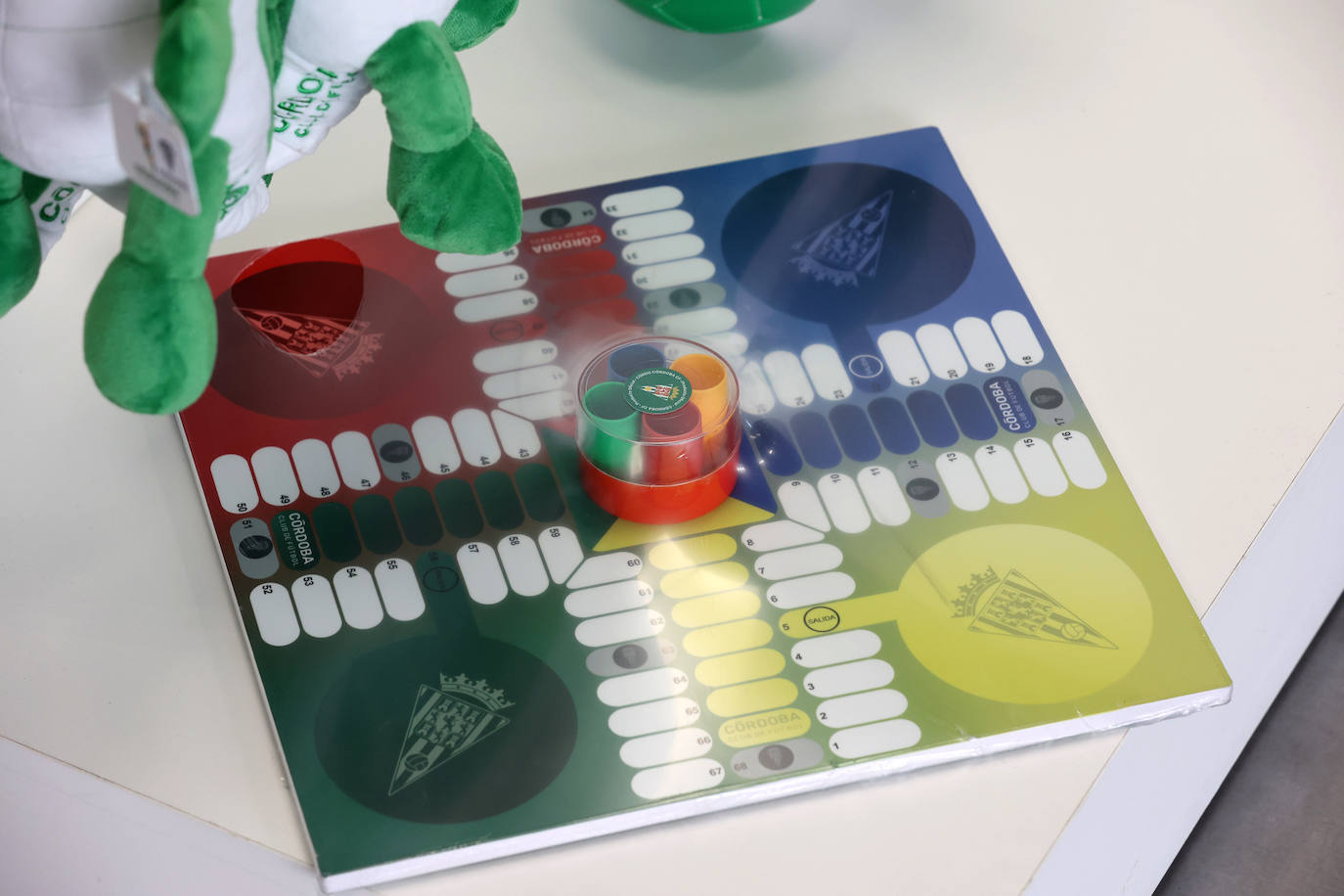 Fotos: las mejores imágenes de la inauguración de la tienda del Córdoba CF en El Arcángel