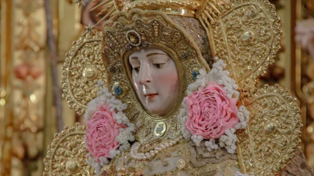 Ya hay fecha: la Virgen del Rocío vuelve al culto el viernes tras su  restauración